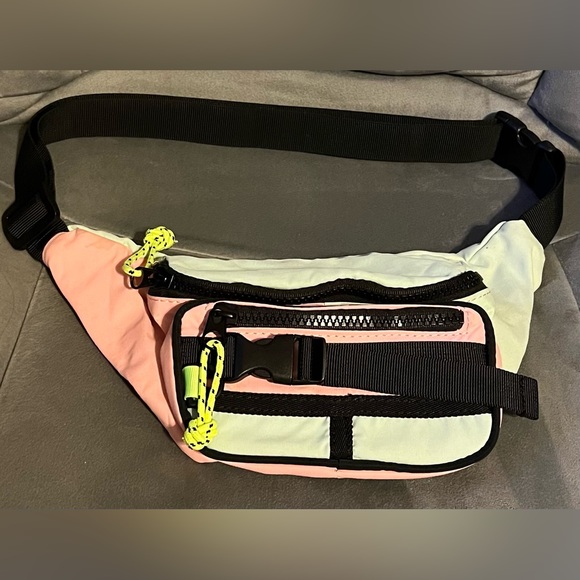 Zara Bags Zara Fanny Pack Poshmark